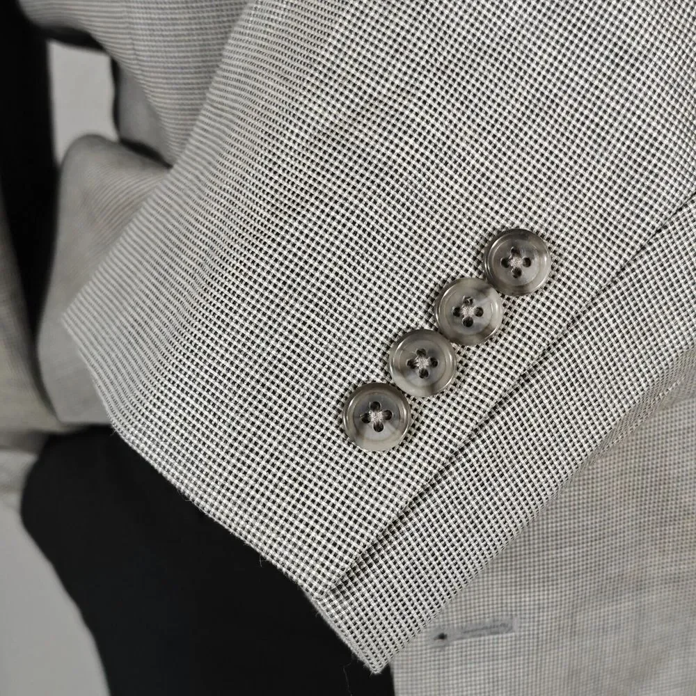 Calvin Klein Men's Sport Coat Blazer Two Button Gray Nail Head‎ Silk Wool 46R